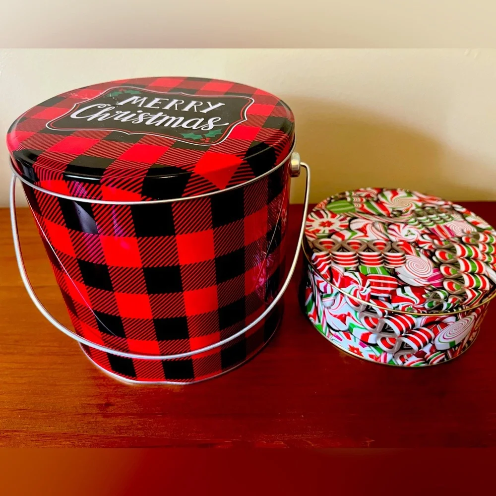 Christmas tin. Empty. Two tins - 0101LR-9 - Picture 1 of 5